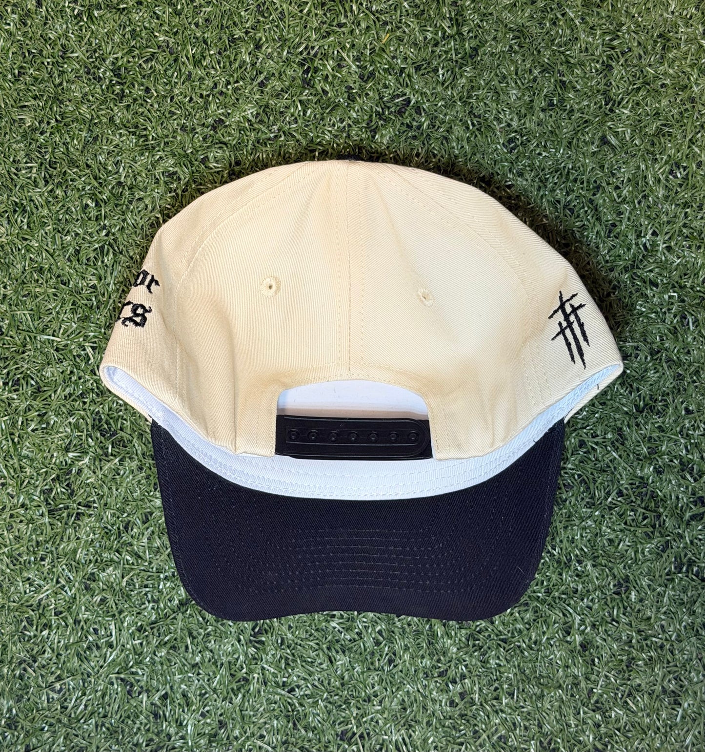 Golazo Sox Cap - Cream